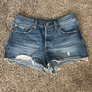 Levi’s 501 High Waisted Cutoff Shorts Women’s Sz 26